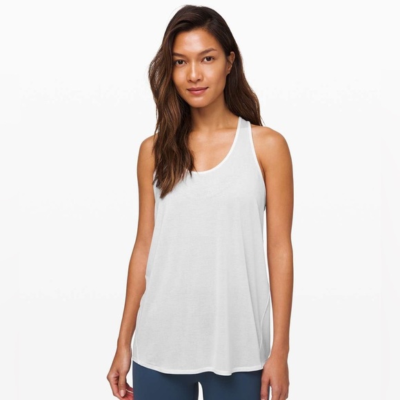 Lululemon Essential Tank *Pleated, size approx 4 - Picture 2 of 11